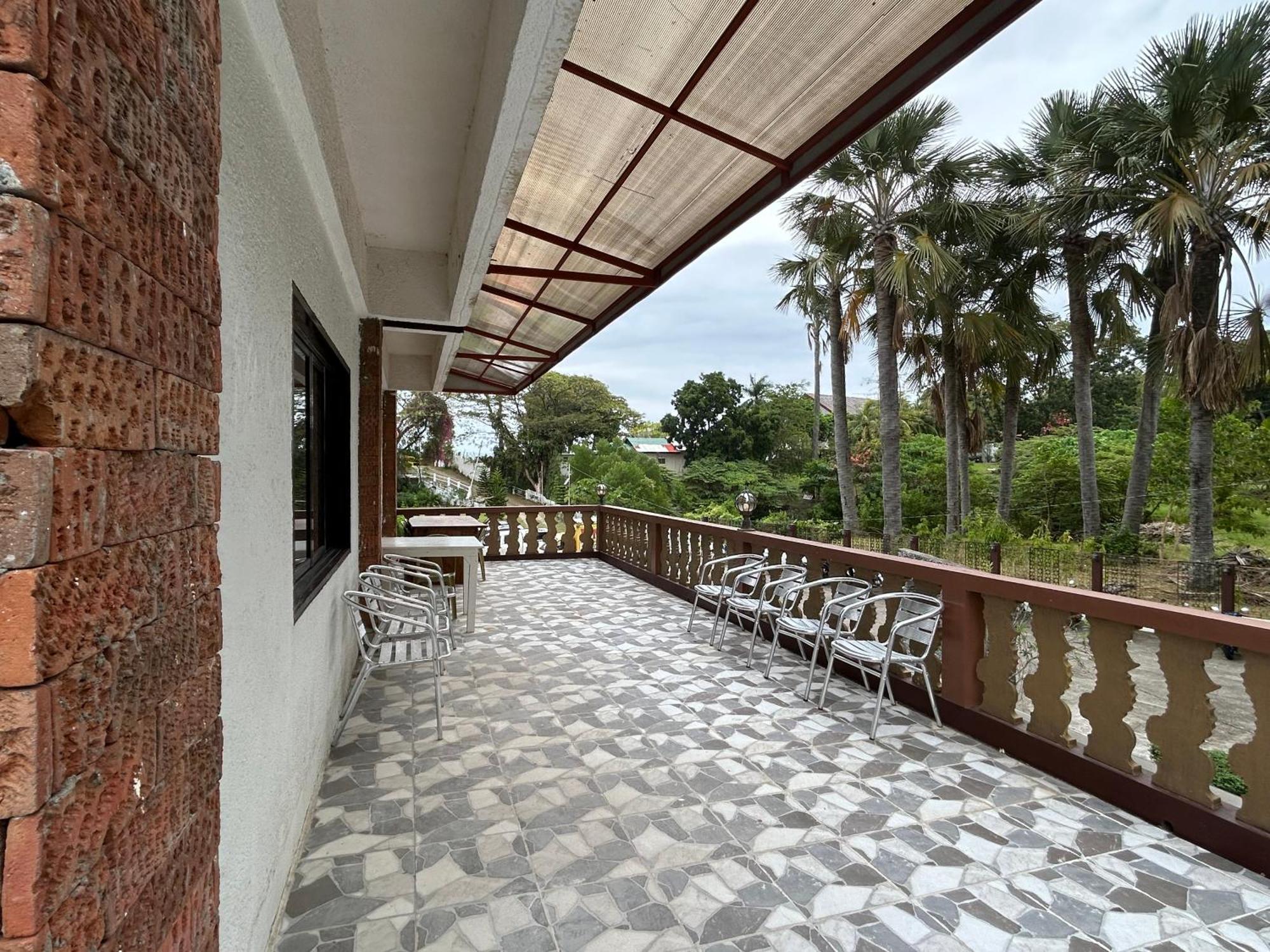 1888 Beach Resort Dumaguete City Eksteriør bilde