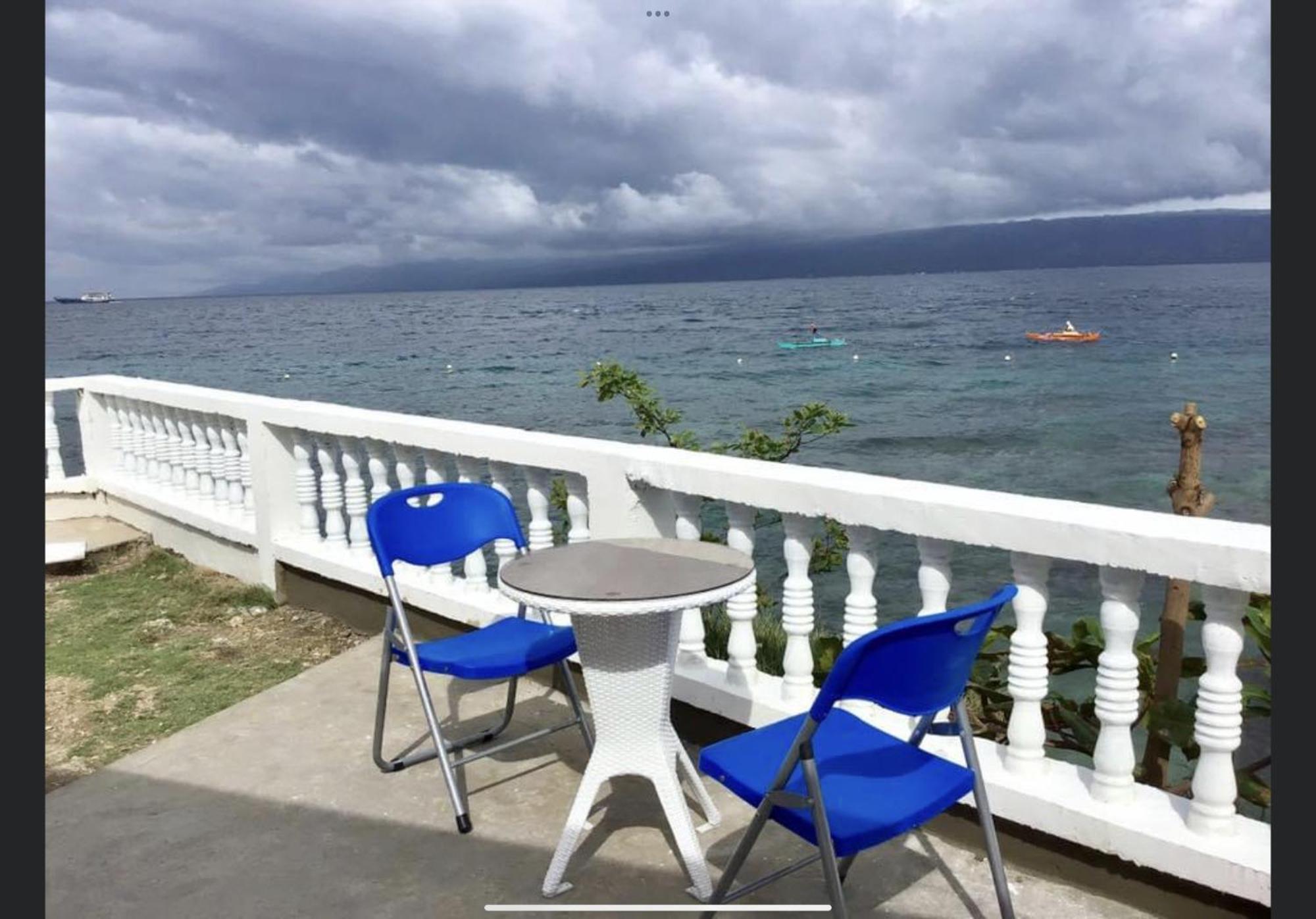 1888 Beach Resort Dumaguete City Eksteriør bilde