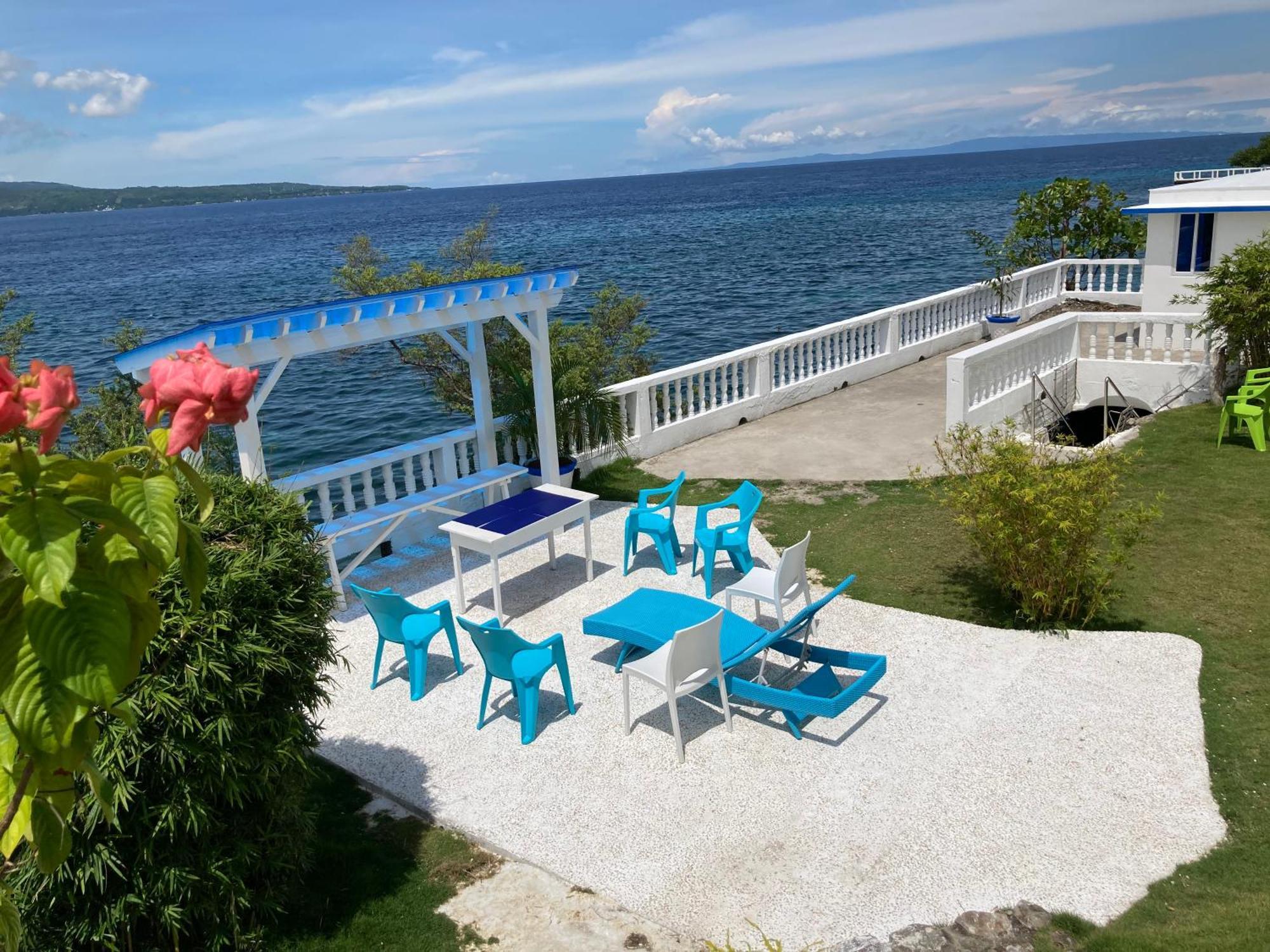 1888 Beach Resort Dumaguete City Eksteriør bilde