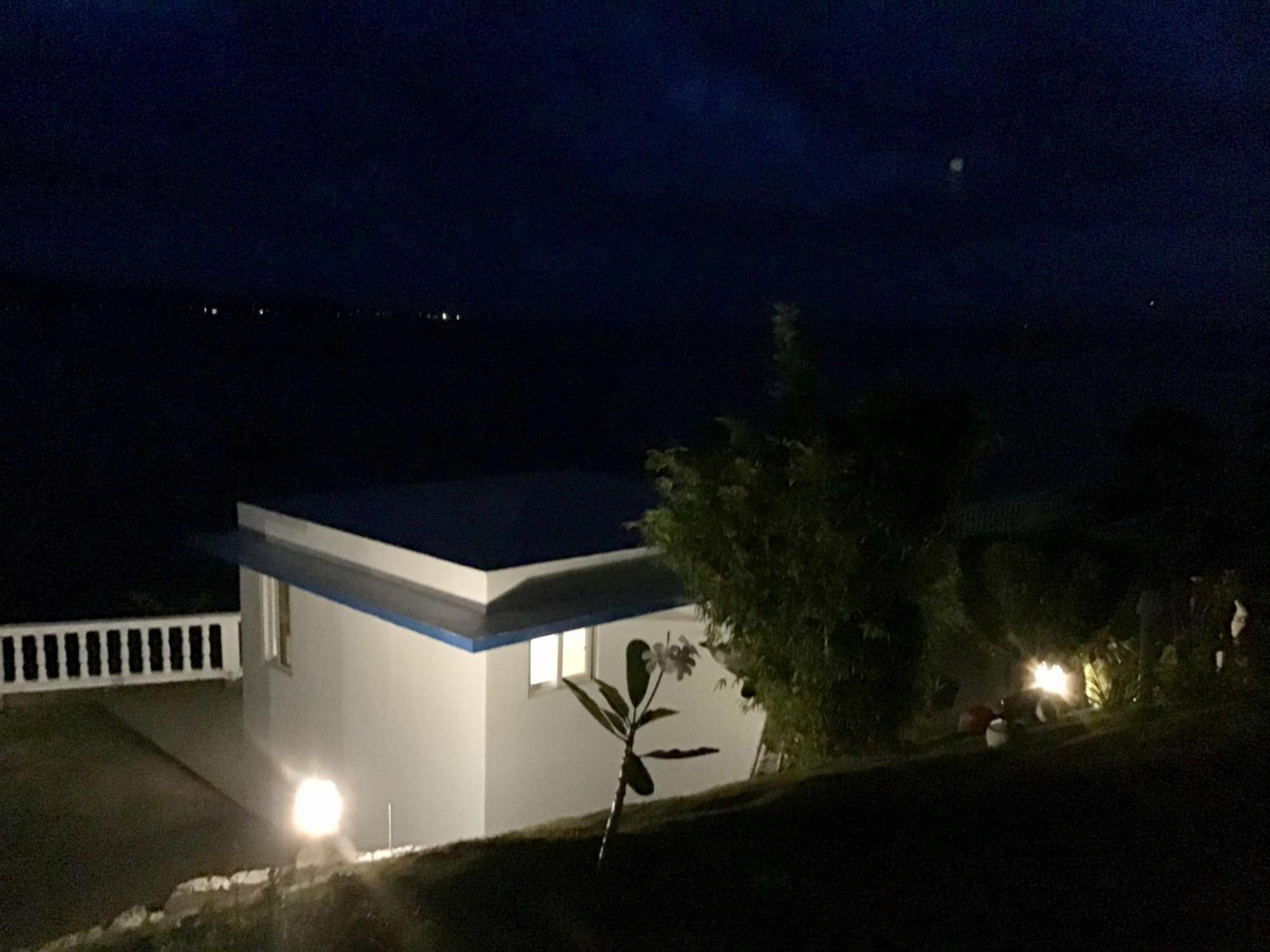 1888 Beach Resort Dumaguete City Eksteriør bilde