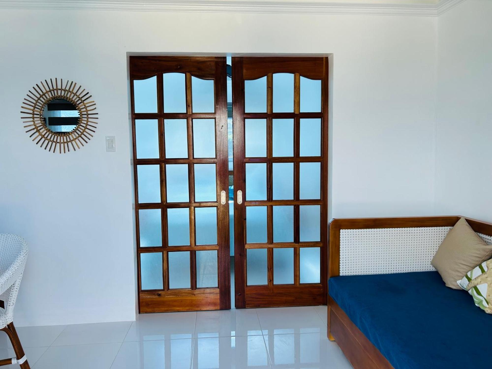 1888 Beach Resort Dumaguete City Eksteriør bilde